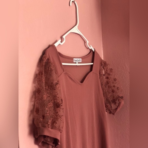SWEET VIOLET TOP/ DUSTY PINK IN COLOR/ SIZE M - Picture 3 of 6
